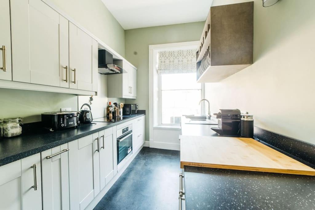 Luxury, Central, Sun-Filled 3 Bed Haven In Bath Exterior foto